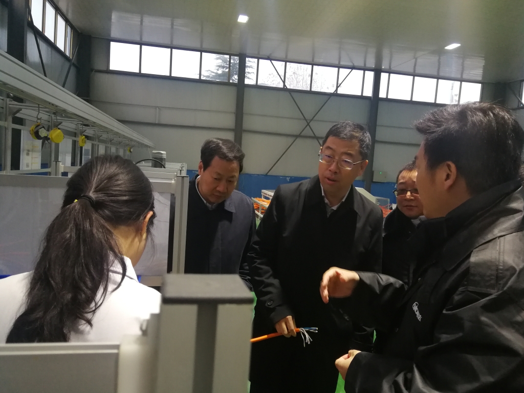 2019年12月23日，，，，，河北省副省长葛海蛟到恒峰g22线缆集团调研